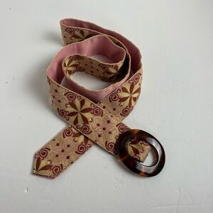NWT New York & Co Pink Floral Fabric Belt Sz L/XL Faux Tortoiseshell Oval Buckle